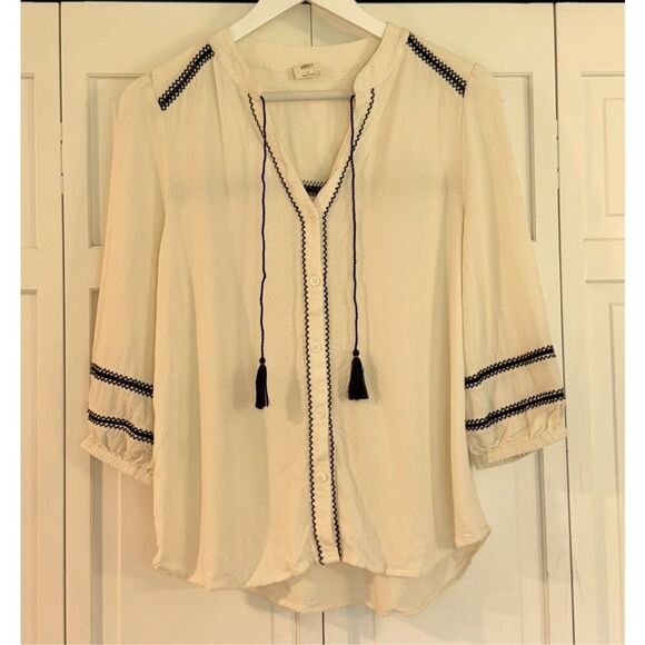 Matilda Jane Good Hart white embroidered peasant blouse small - Picture 9 of 10
